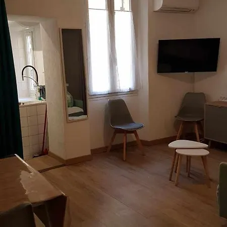 T1 Bis Plein Centre De Toulon,climatise Apartamento